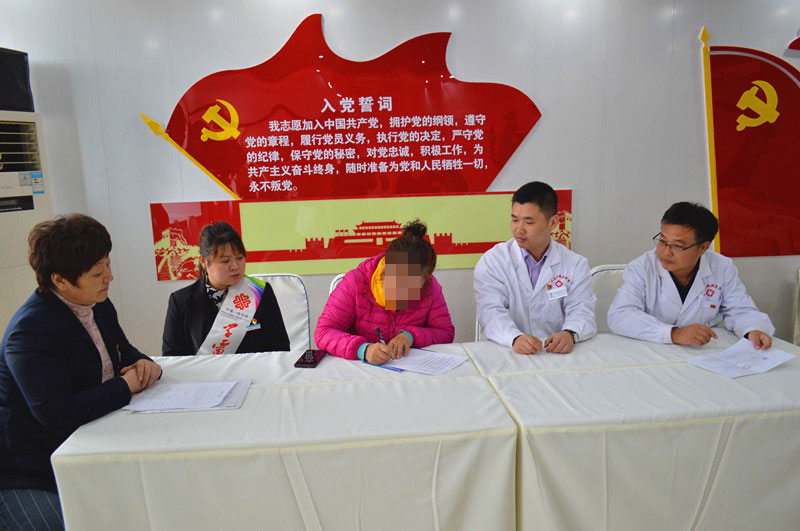 严冬不冷：中亚医院情系失独家庭，精准帮扶暖人心
